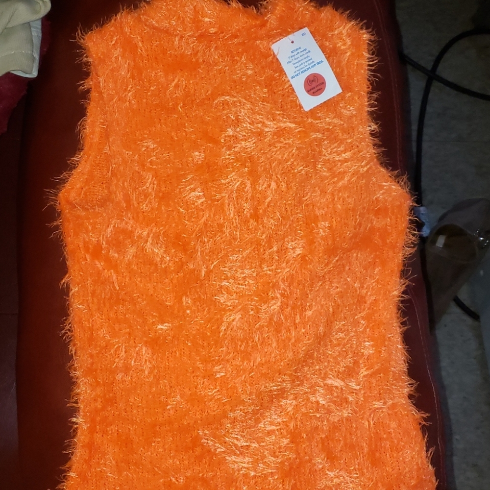 Furry sleeveless  sweater